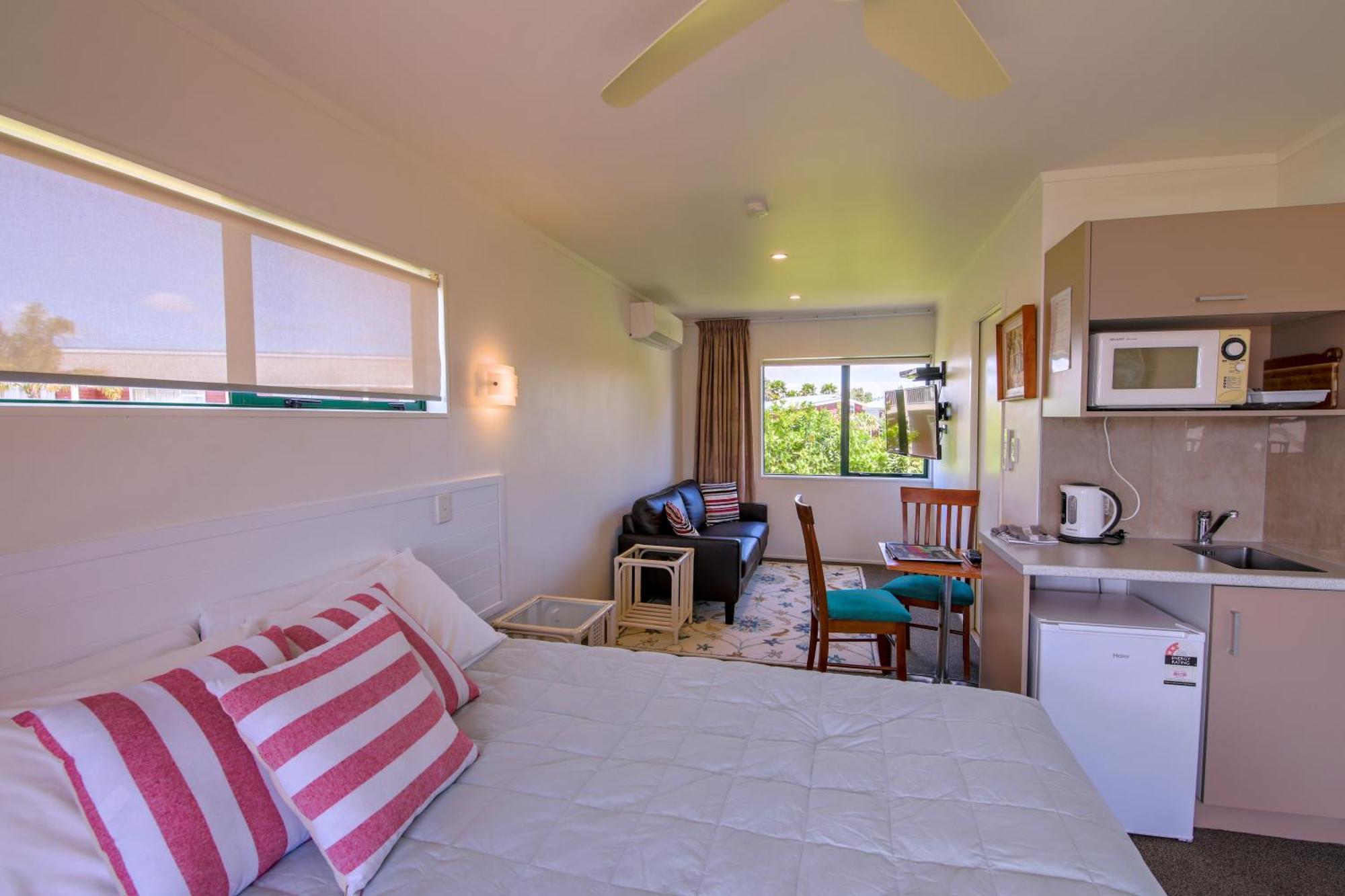 Blue Marlin Apartments Whitianga Exterior foto