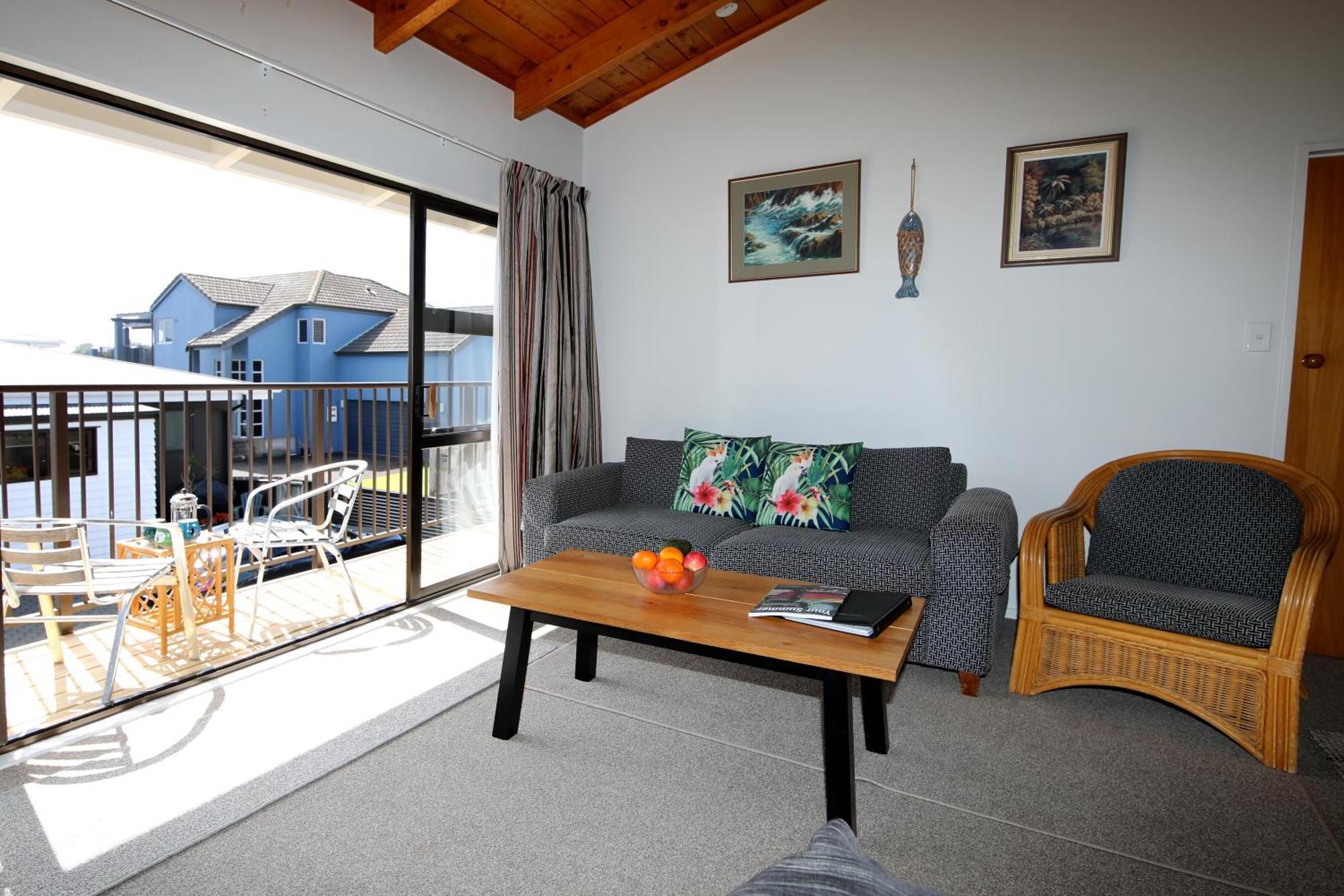 Blue Marlin Apartments Whitianga Exterior foto